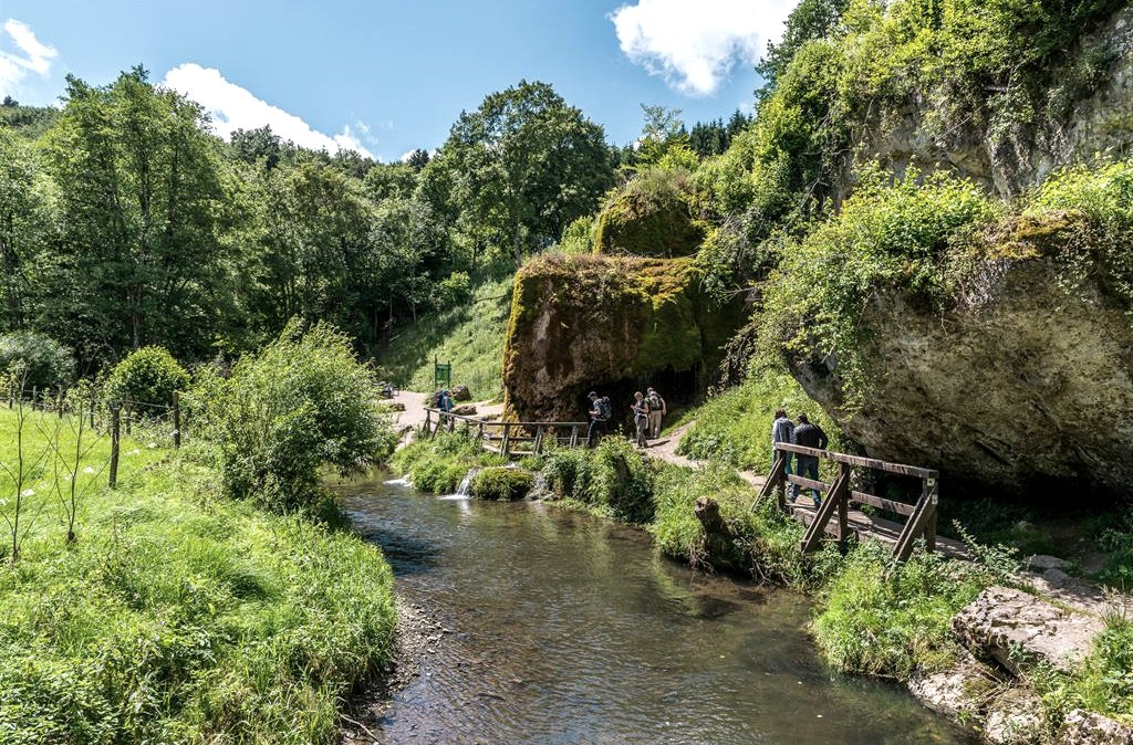 nohn_wasserfall-dreimuehlen_ahbach_wandern_natur