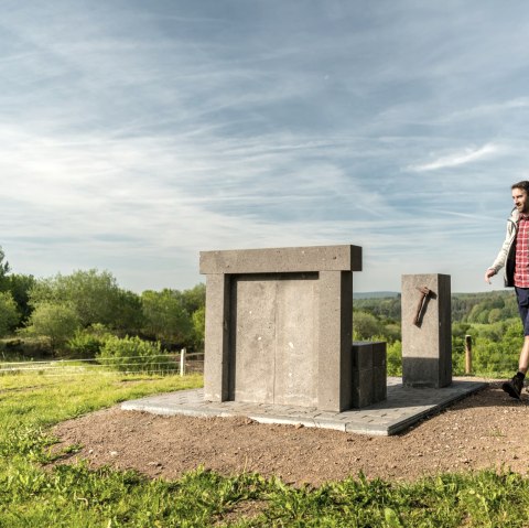 Wandeling Vulkaanpad: Troon van Vulcanus, © Eifel Tourismus GmbH, D. Ketz