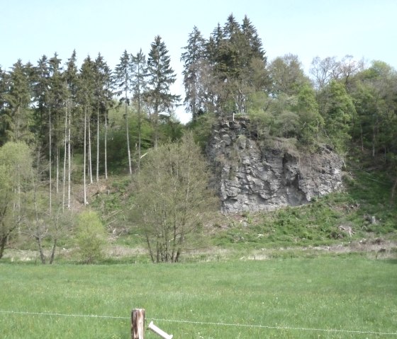 fels-am-tieferbachweg-kallenberg