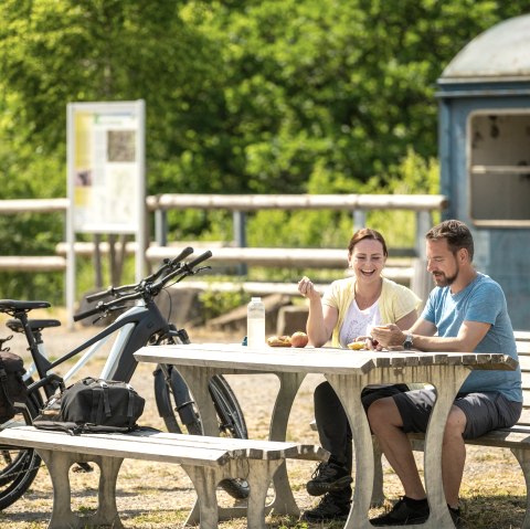 Kyll-Radweg Rastplatz, © Eifel Tourismus GmbH, Dominik Ketz