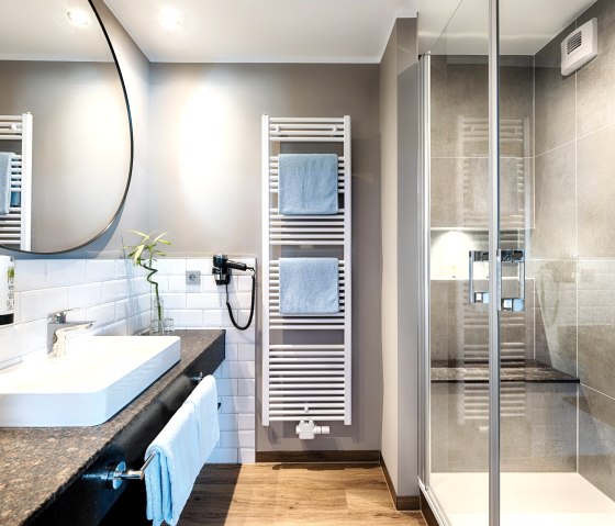 Premium room bathroom, © Seehotel am Stausee/ Andreas Rehkopp