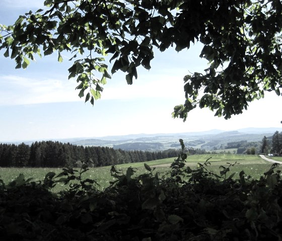 eifelblick-auf-heilert-duppach-attouristik-gmbh-gerolsteiner-land