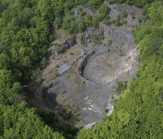 Krater Arensberg