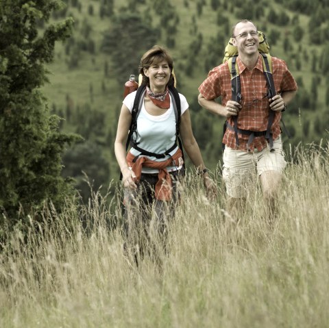 Wanderer Eifel, © Eifel Tourismus GmbH, Dominik Ketz