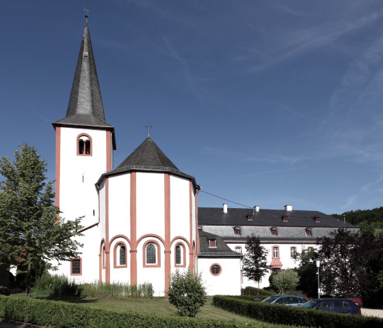klosterkirche-niederehe-regnery01_pt