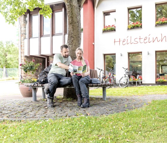 Heilsteinhaus in Einruhr, © -@Eifel Tourismus GmbH, AR-shapefruit-AG