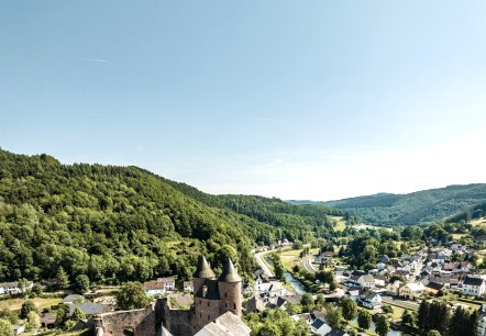 Mürlenbach mit Bertradaburg, © Eifel Tourismus GmbH, Dominik Ketz