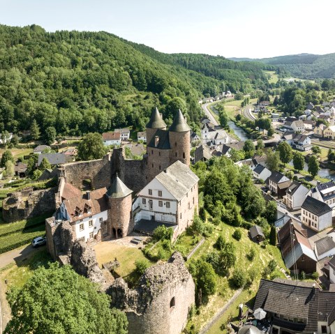 Mürlenbach mit Bertradaburg, © Eifel Tourismus GmbH, Dominik Ketz