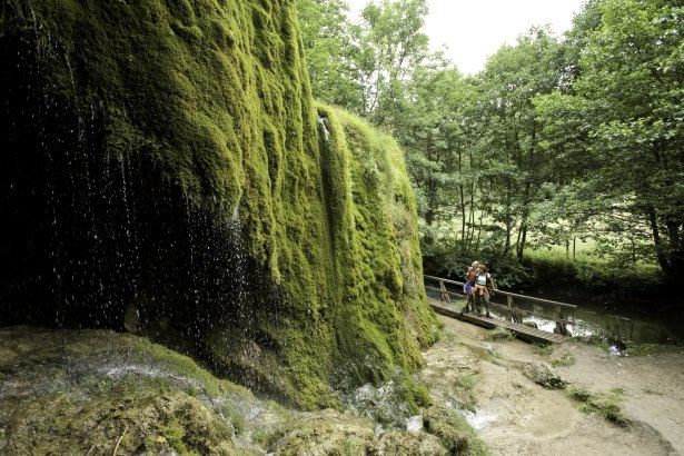 Kalkeifel-Radweg: Der Nohner Wasserfall lohnt einen Zwischenstopp, © Rheinland-Pfalz Tourismus GmbH/D. Ketz