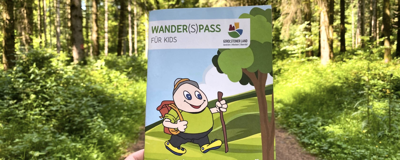 Wanderweg mit Wanderpass, © Touristik GmbH Gerolsteiner Land