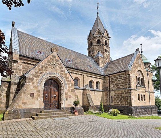 Erlöserkicrhe Mirbach außen, © Foto Achim Meurer, https://achimmeurer.com/