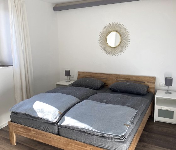 Schlafzimmer 5