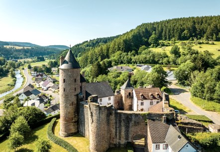 Mürlenbach mit Bertradaburg, © Eifel Tourismus GmbH, Dominik Ketz