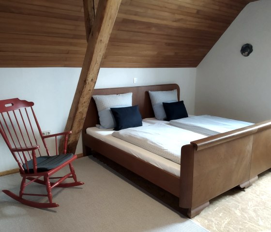 Schlafzimmer 1