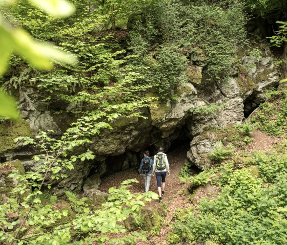 ET-2019-466-Vulkanpfad, Mühlsteinhöhle, Gerolstein-Roth © Eifel Tourismus GmbH, Dominik Ketz, © Eifel Tourismus GmbH, Dominik Ketz