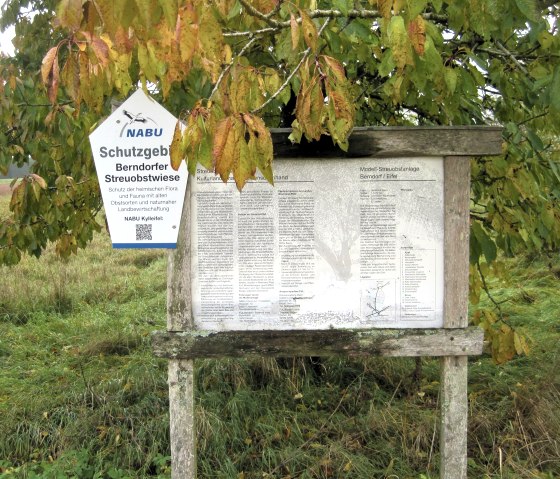 Infotafel Schutzgebiet, © Touristik GmbH Gerolsteiner Land, Ute Klinkhammer